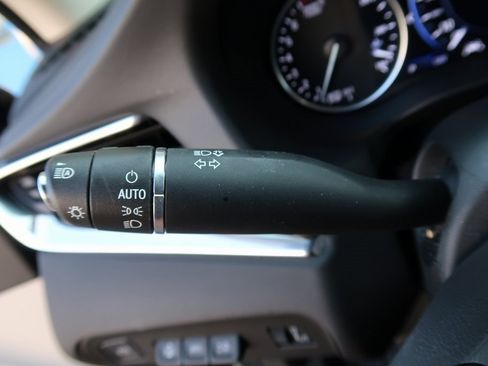 Certified 2022 Buick Enclave Avenir w/ Avenir Technology Package image 20