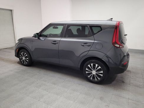 Used 2020 Kia Soul LX FWD image 3