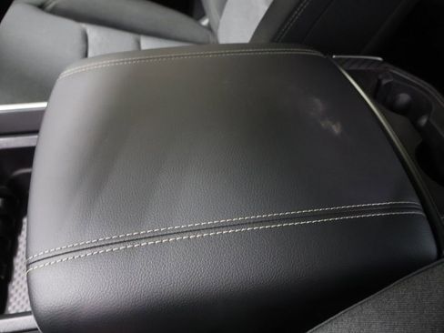 New 2026 RAM 1500 4x4 Crew Cab image 23