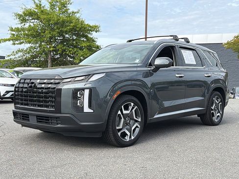 Used 2023 Hyundai Palisade SEL w/ Premium Package AWD/4WD image 1