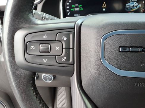 Used 2024 GMC Sierra 3500 Denali Ultimate AWD/4WD image 32