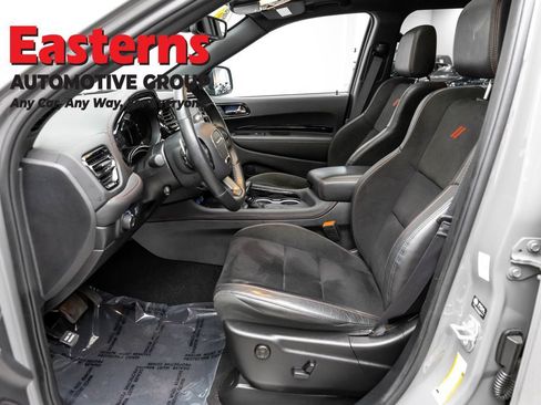 Used 2025 Dodge Durango GT AWD/4WD image 14