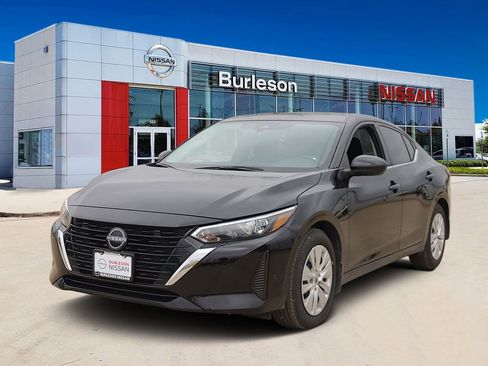 Certified 2025 Nissan Sentra S image 1