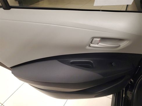Certified 2023 Toyota Corolla LE image 15