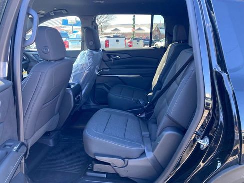 New 2026 Chevrolet Traverse LT w/ Driver Confidence Package image 21