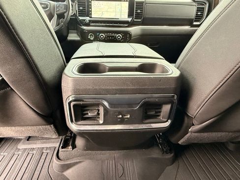Used 2023 GMC Sierra 1500 SLT w/ SLT Premium Package AWD/4WD image 30