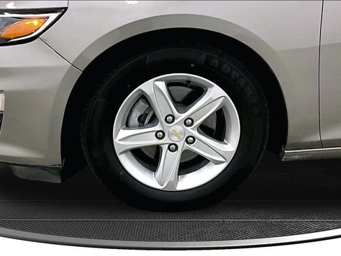 Used 2022 Chevrolet Malibu LS w/ LPO, Convenience Package 2 FWD image 31
