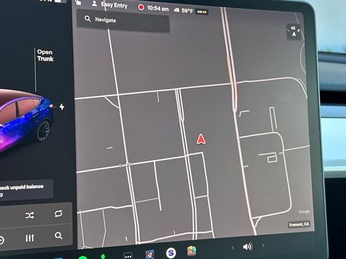 Used 2021 Tesla Model Y Long Range image 22