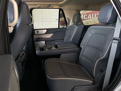 Used 2021 Lincoln Navigator Black Label w/ Cargo Convenience Package image 13