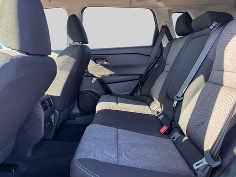 Certified 2025 Nissan Rogue SV AWD/4WD image 12