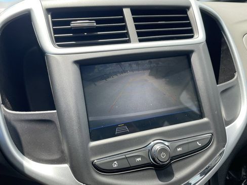 Used 2019 Chevrolet Sonic LT FWD image 17