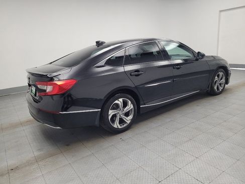 Used 2018 Honda Accord EX image 10