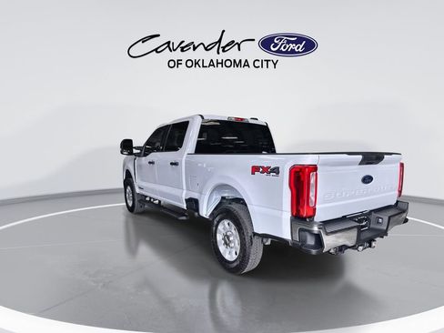 Used 2024 Ford F250 XLT w/ FX4 Off-Road Package AWD/4WD image 6