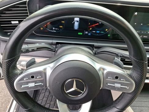 Used 2022 Mercedes-Benz GLS 450 4MATIC image 23