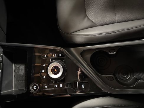 Certified 2023 Kia Niro Wind w/ Wind Preserve Package FWD image 24
