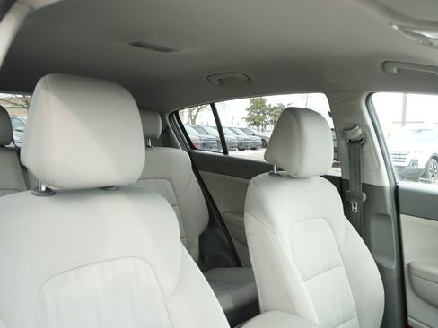 Used 2017 Kia Sportage LX image 13