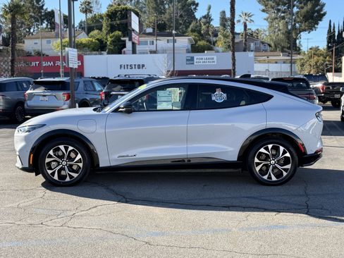 Certified 2023 Ford Mustang Mach-E Premium image 4