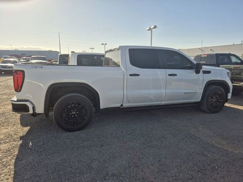 Used 2023 GMC Sierra 1500 Pro w/ Graphite Edition image 9