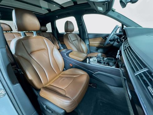 Used 2019 Audi Q7 3.0T Premium Plus w/ Premium Plus Package image 31