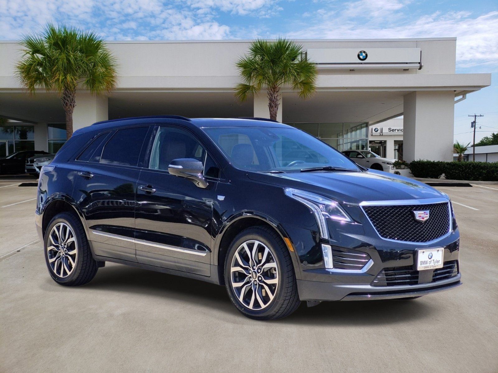 Used 2021 Cadillac XT5 Sportv AWD/4WD image 3