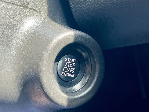 Used 2023 RAM ProMaster 2500 image 24