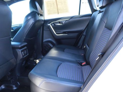 Used 2022 Toyota RAV4 XSE AWD/4WD image 14