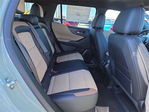 New 2026 Chevrolet Equinox ACTIV image 14