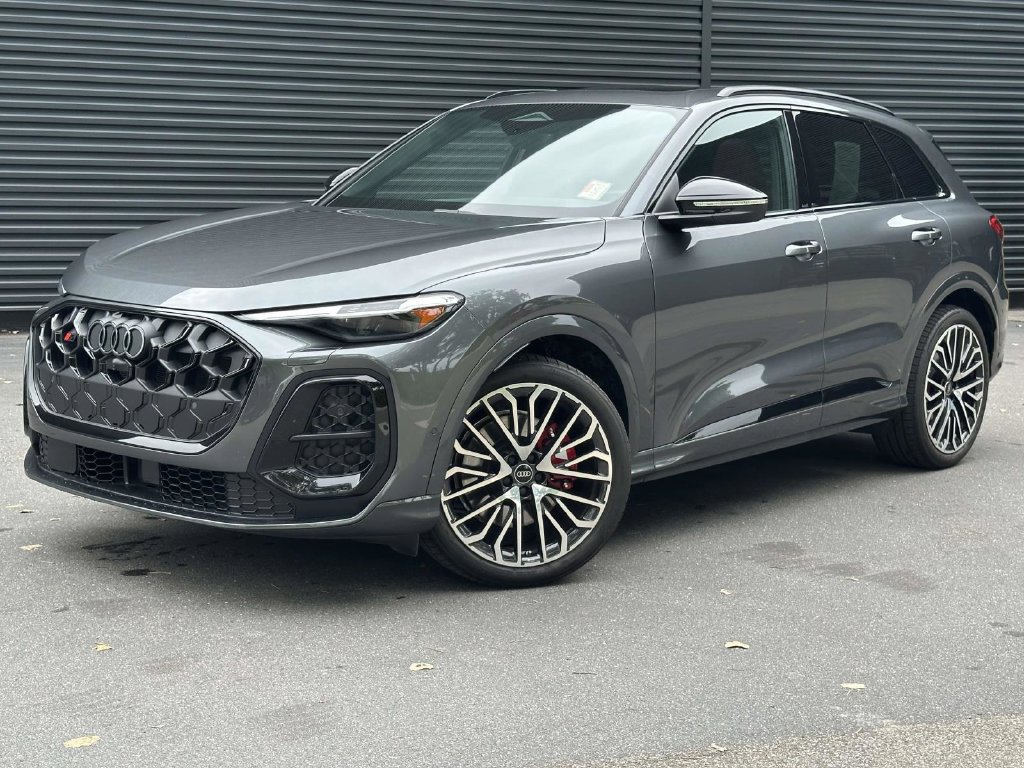 Used 2025 Audi SQ5 Prestige w/ Prestige Package AWD/4WD image 1