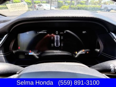 Used 2025 Jeep Grand Cherokee Altitude AWD/4WD image 20