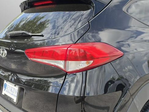 Used 2018 Hyundai Tucson Value FWD image 14