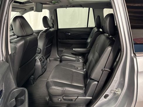 Used 2017 Honda Pilot Elite image 5