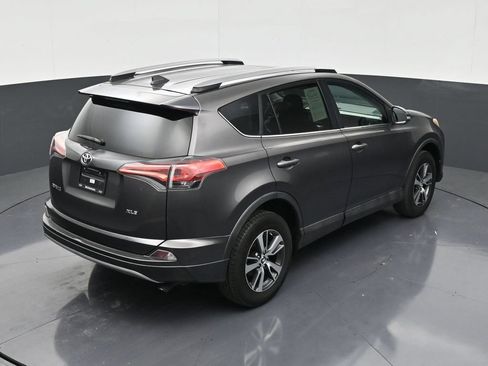 Used 2017 Toyota RAV4 XLE FWD image 17
