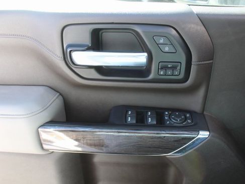 Used 2022 Chevrolet Silverado 2500 LTZ w/ LTZ Premium Package image 41