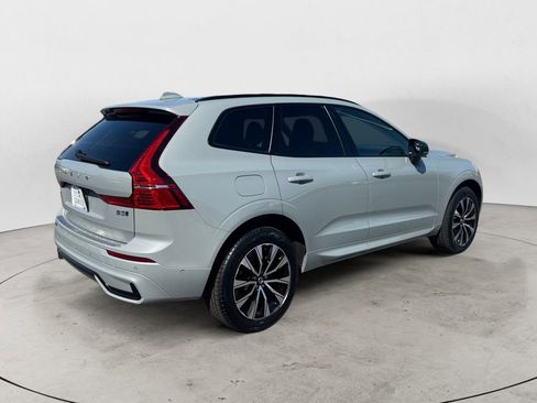 Certified 2024 Volvo XC60 B5 Plus w/ Protection Package Premier AWD/4WD image 7