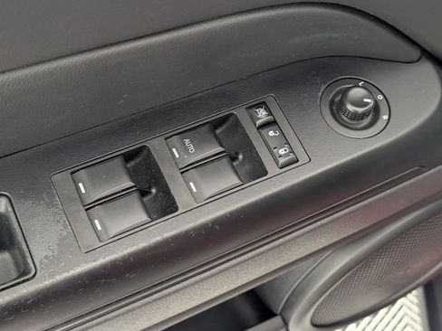 Used 2016 Jeep Patriot Sport w/ Power Value Group FWD image 11