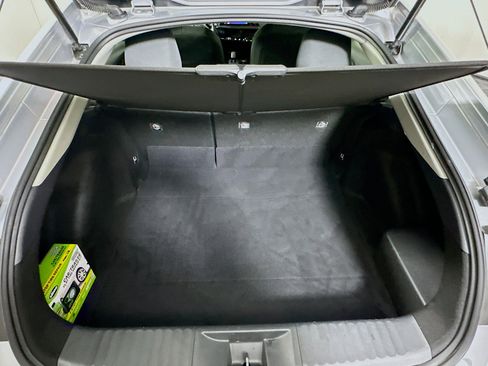 Used 2024 Toyota Prius LE image 28