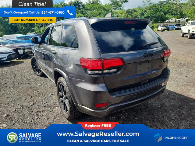Used 2019 Jeep Grand Cherokee Altitude RWD image 3