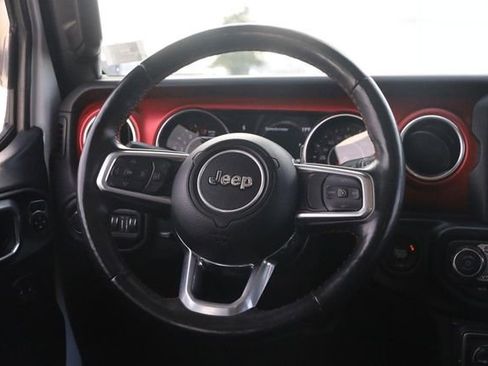 Used 2021 Jeep Gladiator Rubicon image 24