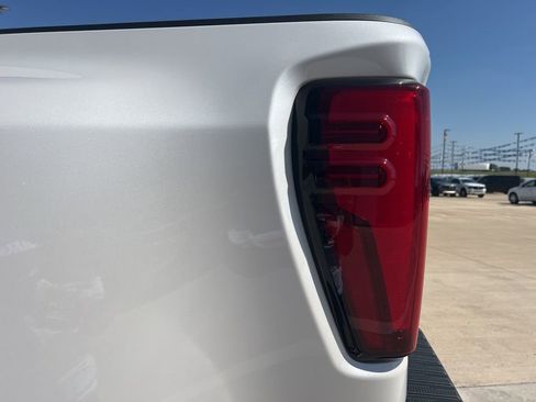 Used 2025 GMC Sierra 3500 Denali w/ Denali Reserve Package image 6