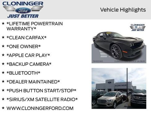 Used 2023 Dodge Challenger SXT w/ Blacktop Package image 4