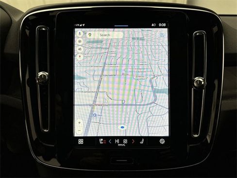 Certified 2022 Volvo C40 P8 Recharge Ultimate image 18