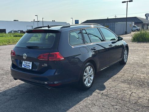 Used 2017 Volkswagen Golf S AWD/4WD image 7