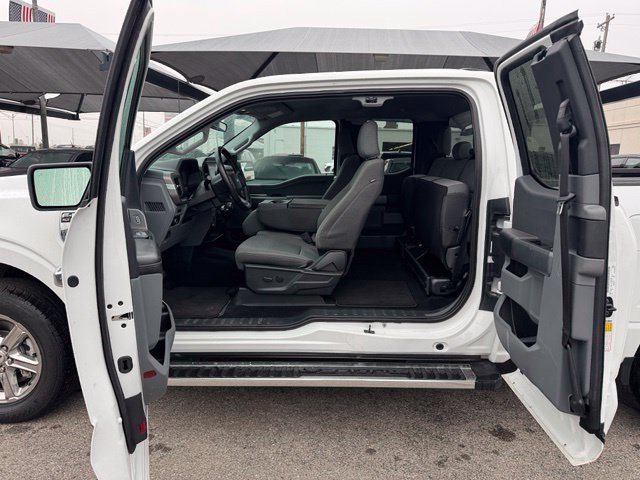 Used 2025 Ford F150 XLT w/ Equipment Group 301A Standard RWD image 13