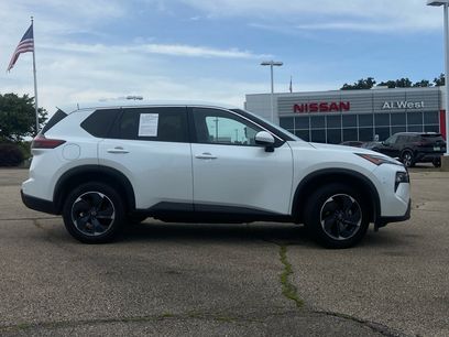 Used 2024 Nissan Rogue SV