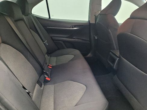 Used 2018 Toyota Camry LE image 19