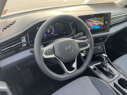 New 2026 Volkswagen Jetta SE FWD image 29