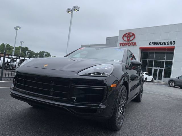 Used 2019 Porsche Cayenne Turbo AWD/4WD image 1