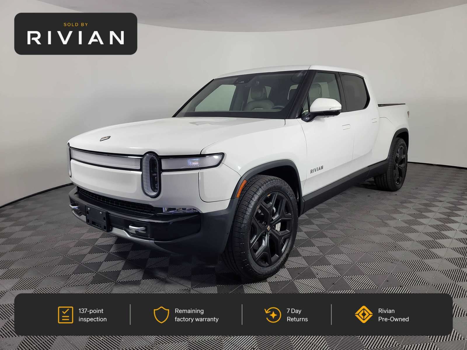 Used 2024 Rivian R1T Adventure Dual AWD/4WD image 1