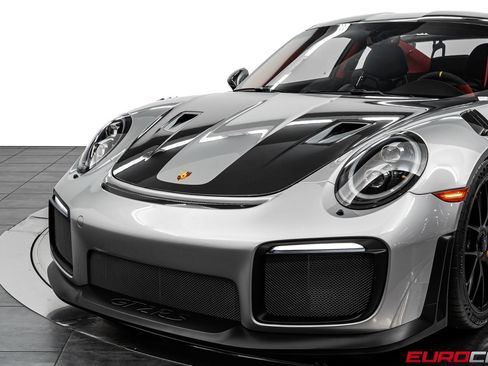 Used 2019 Porsche 911 GT2 RS RWD image 16