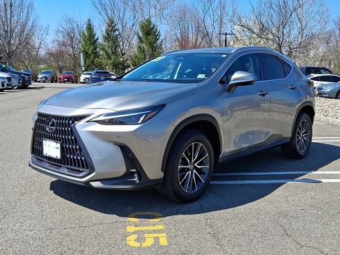 Used 2023 Lexus NX 350 AWD image 3